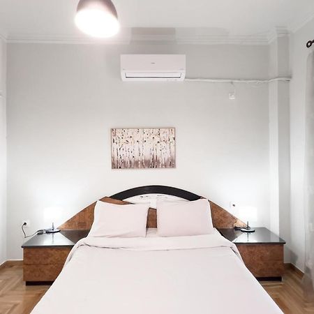 Cozy Cityscape Apartment In أثينا المظهر الخارجي الصورة