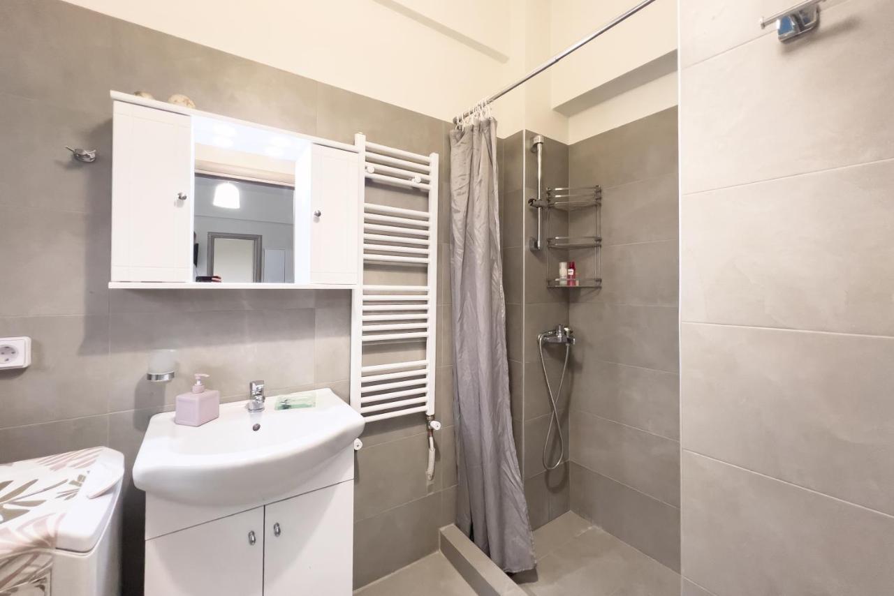 Cozy Cityscape Apartment In أثينا المظهر الخارجي الصورة
