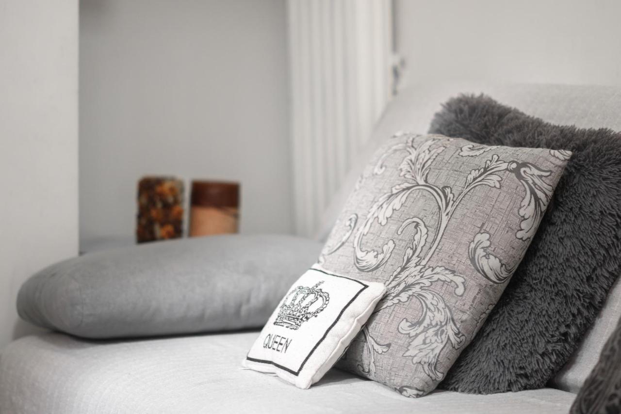 Cozy Cityscape Apartment In أثينا المظهر الخارجي الصورة
